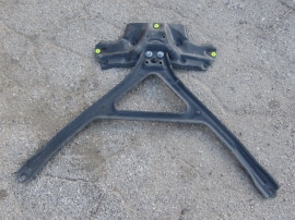 Lexus - Crossmember  - c